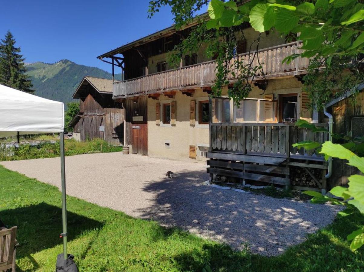 Appartement 6 Pers 70 M² Dans Chalet Chez Marie Montriond Luaran gambar